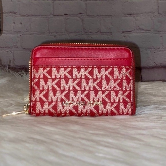 Michael Kors JET SET TRAVEL 2pc Set - Picture 6 of 8